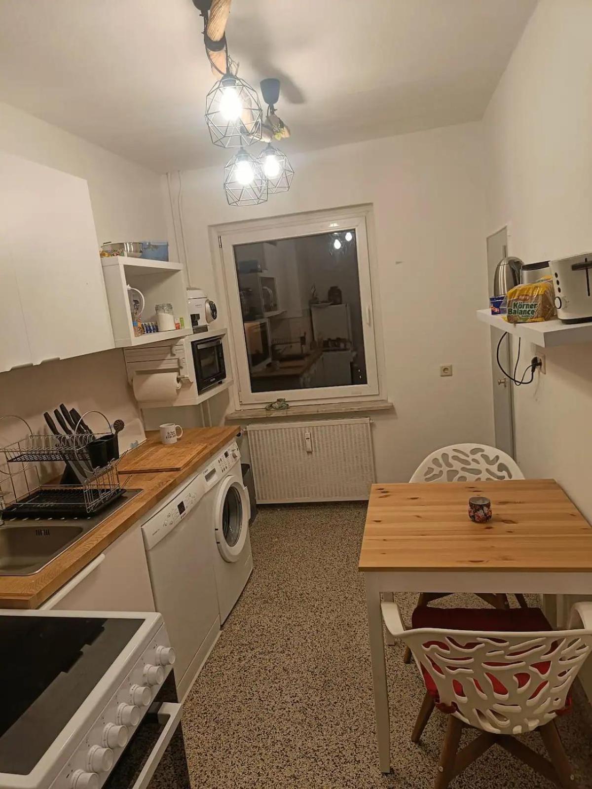 Brunswick Central Charm: Cozy City Room! エクステリア 写真